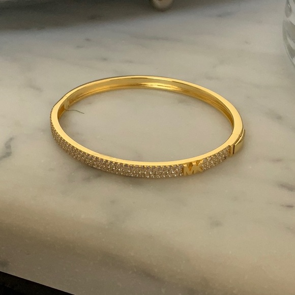 MICHAEL KORS
Precious Metal-Plated Sterling Silver Pavé Logo Bangle - Picture 3 of 4